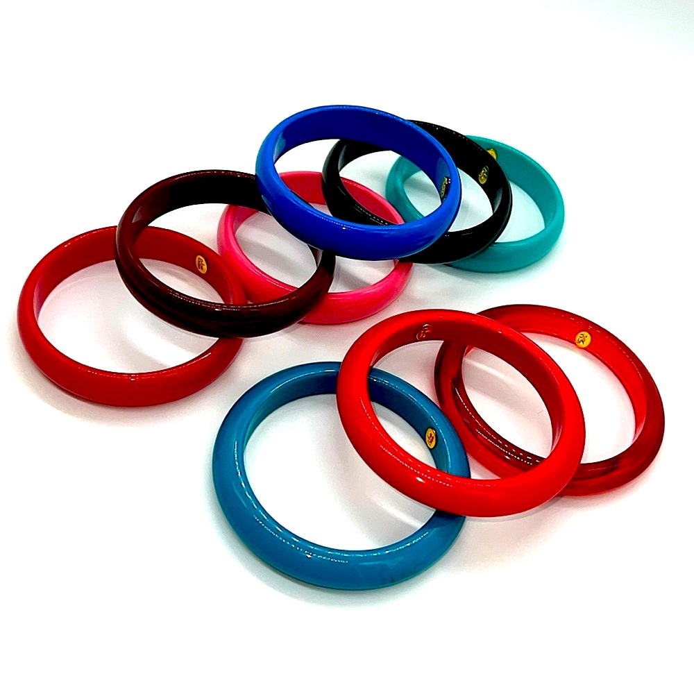 JOAN RIVERS Signed Lucite 1/2” and 3/4” Stackable Vintage Bangle Bracelets